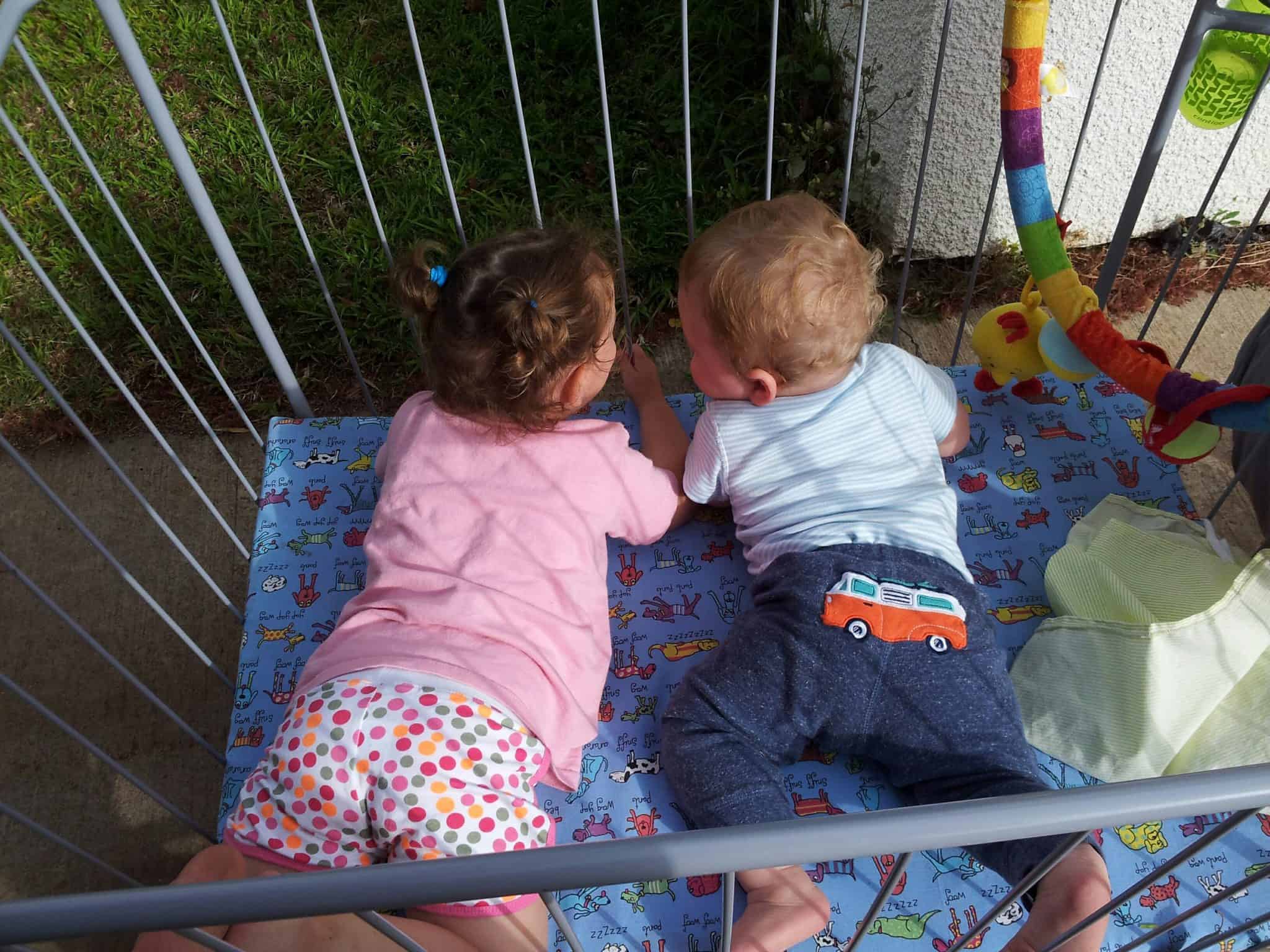 עגלול לתאומים עגלת תאומים צרה